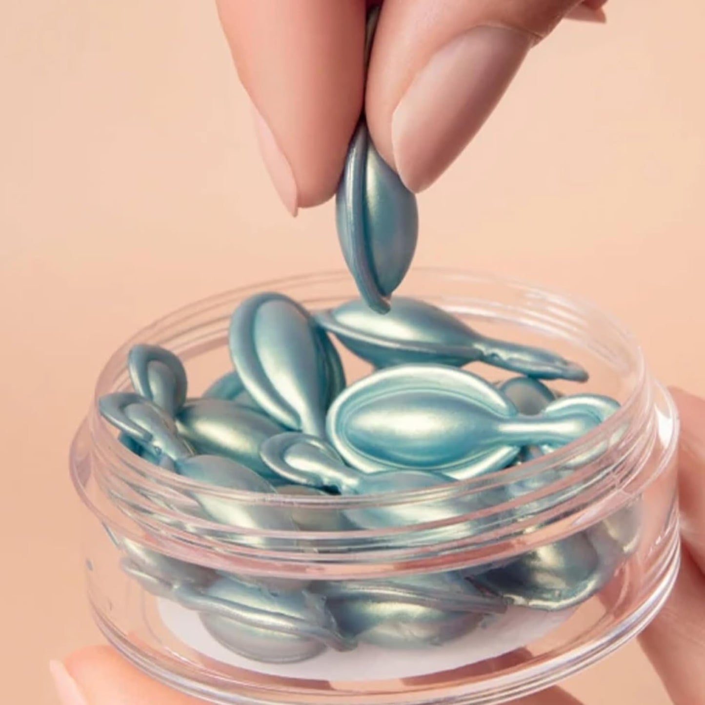 Hyaluronic Hydra Caps - Moisturizing Anti-Wrinkle Face Cream Capsules - 21 Hydrating Capsules for Plump Skin