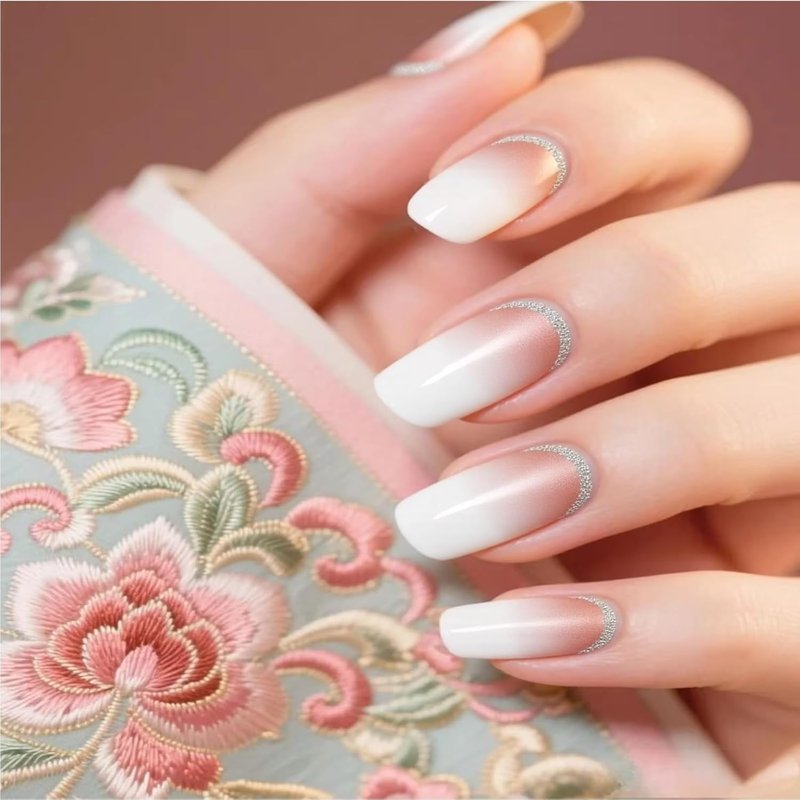 Gel Nail Strips - Semi-Cured UV Lamp Required | 16-Piece Discount Set