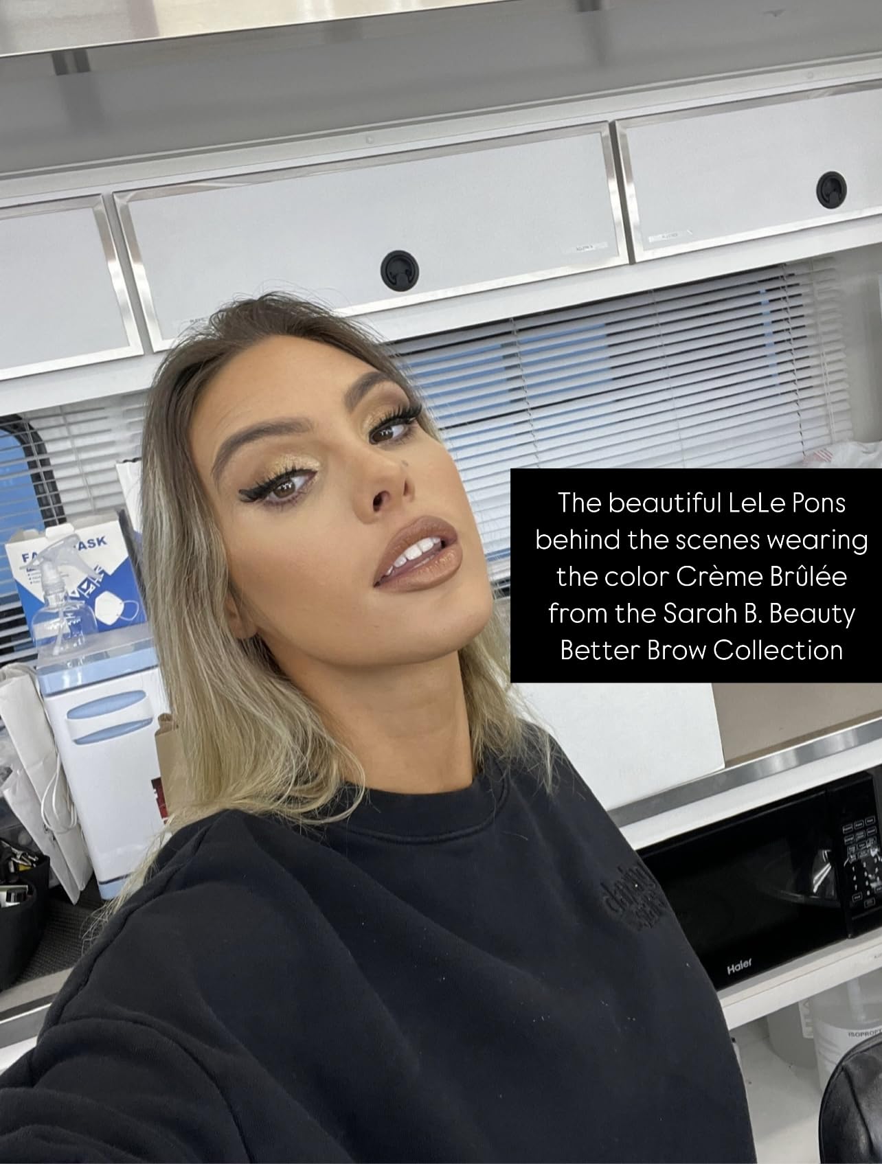 SARAH B. BEAUTY Better Brow - Retractable Eyebrow Pencil with Spoolie | Vegan & Cruelty-Free | Long-Lasting, Precision Brow Definer for Natural, Flawless Brows - Available in 6 Shades (CREME BRULEE)