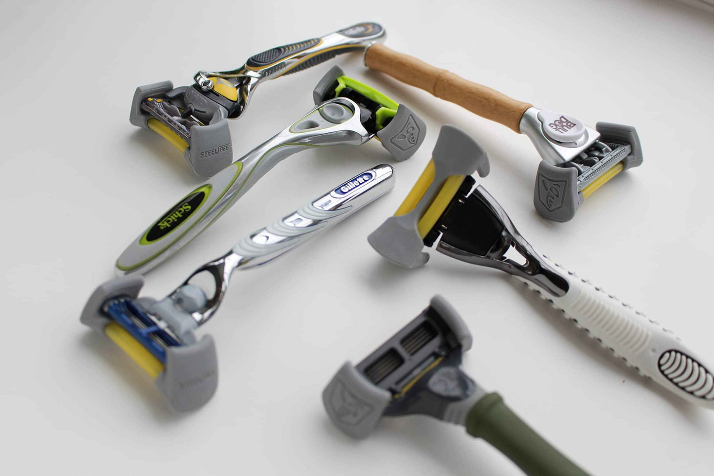 SteelBee Razor Saver | Anti-Rust Razor Cover | Blade Life-Extender | Travel Cartridge Protector | Corrosion-Preventing Attachment (2Pack)