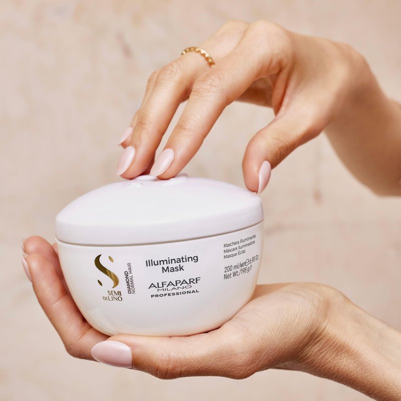 Alfaparf Milano Semi Di Lino Diamond Illuminating Hair Mask - Deep Conditioning Hair Treatment For Damaged & Dry Hair (6.98 oz)