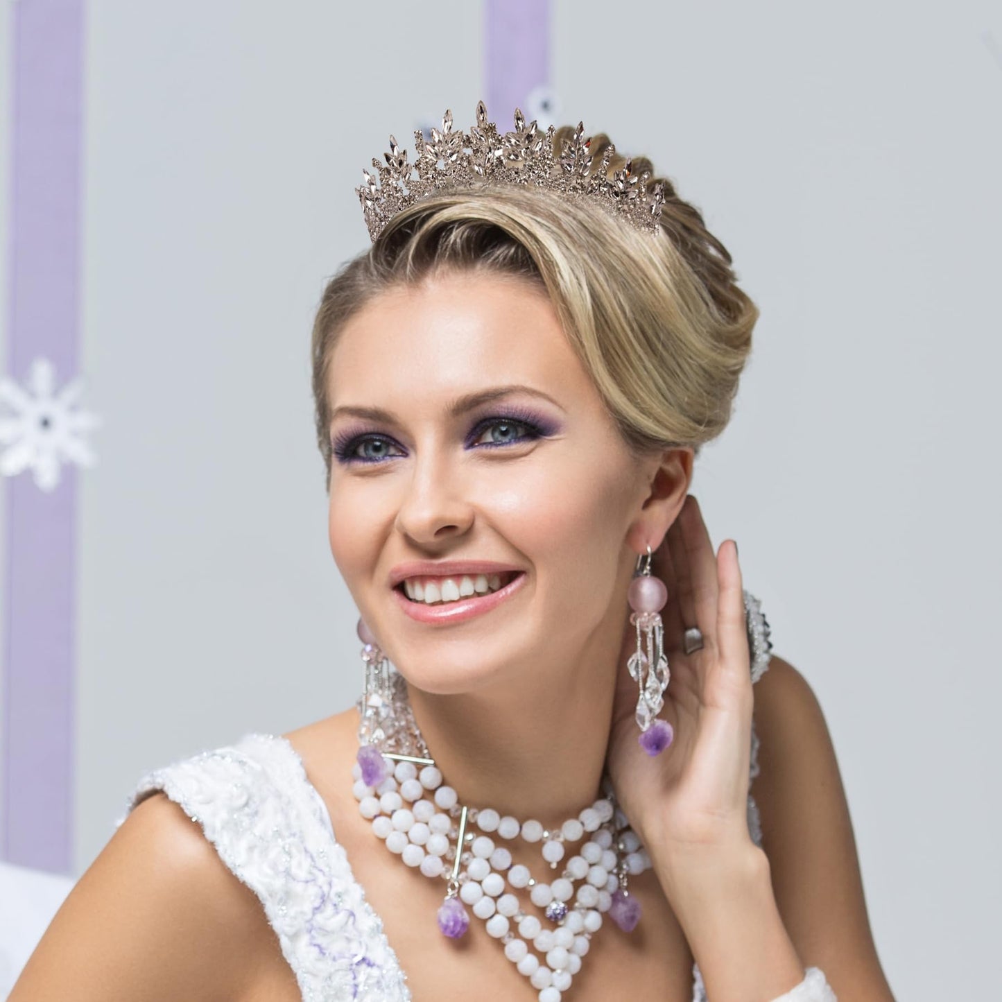 LIMELIA Women's Tiara for Henna Wedding Party|Glitter Hair Accessories for Bridal Birthday Pageant Prom Halloween Costume Christmas Party, Princess Crown|Crystal Stone-Silver