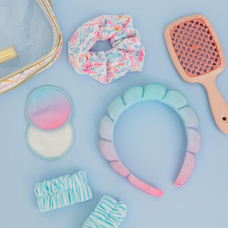 Lilly Pulitzer Spa Gift Set for Women - Self Care Kit with Headband, Face Wash Pads & Scrunchie | Summer Serenade