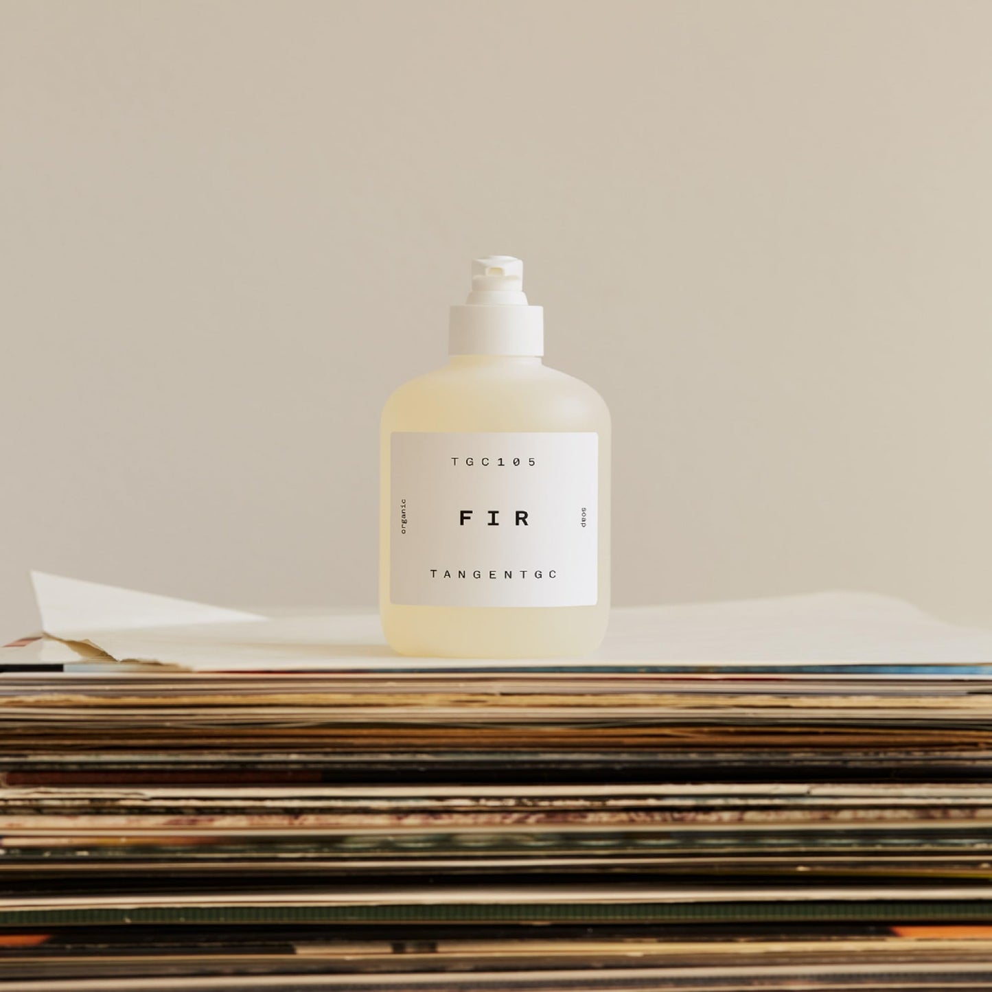 Tangent GC Fir Organic Hand Soap – Scented Liquid Hand Soap with Balsamic Wood, Crisp Pine & Resinous Green Notes, Vegan, Cruelty-Free & Fossil Free, Made in Sweden, 350ml
