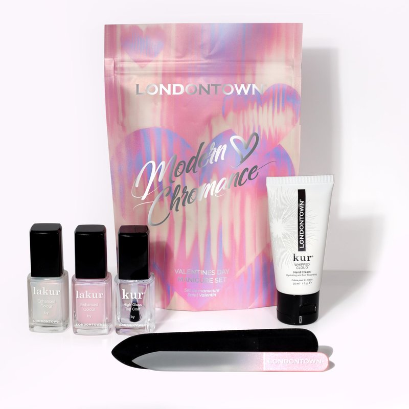 LONDONTOWN Modern Chromance Valentine’s Day Nail Gift Set – All-in-One Manicure Set with Sheer Pink Color, Chrome Finish, High-Gloss Top Coat & Glass Nail File, Valentine’s Day Gift, Vday Nails