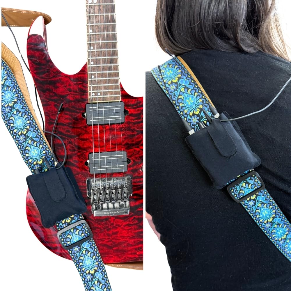 URSA Live Pouch: Premium Belt & Instrument Strap Pouch for Wireless Transmitters & Receivers. Quick and Secure Removal and Attachment. Compatible with Line 6, Sennheiser, Shure & More (Medium)