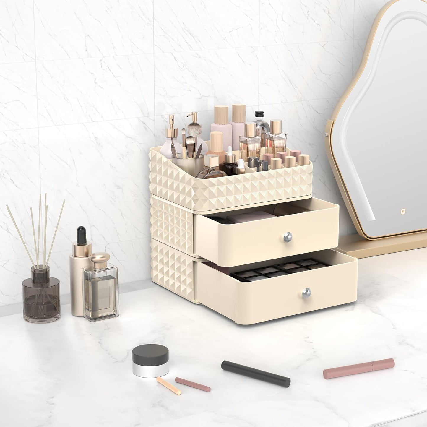 Rosoenvi Makeup Organizer for Vanity, Stackable Cosmetics Organizer and Storage, Cosmetic Display Cases with 2 Drawers and 1 Tray for Makeup Brush, Hair Accessories, Lipstick and Jewelry, Clear