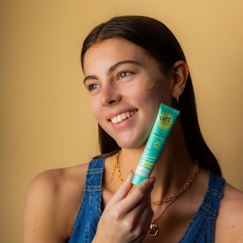 COTZ Face Prime & Protect Tinted Mineral Sunscreen and Facial Primer Broad Spectrum SPF 40; PA+++ 1.5 oz / 42.5 g.