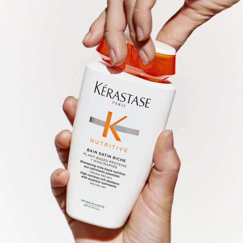 KÉRASTASE Nutritive Bain Satin Riche Shampoo, Cleanses & Strengthens Against Dryness, Adds Softness, Shine & Nourishment with Plant-Based Proteins & Niacinamide, 8.5 fl oz / 250ml