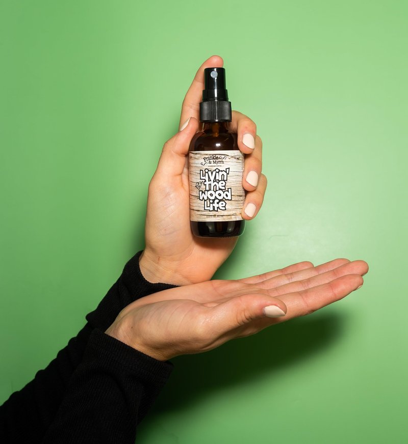 Frankie & Myrrh Livin' The Wood Life Aromatherapy Spray - Patchouli, Vanilla, Sandalwood, Cedar. Relaxation and Meditation Essential Oil Freshwater Mist. 100% Pure Oils.