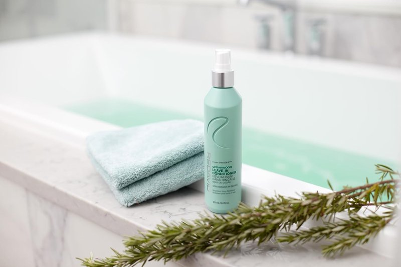 Redavid Cedarwood Leave-In Conditioner - Weightless Detangling Spray for Fine Hair | Hemp Seed & Orchid Oil Benefits