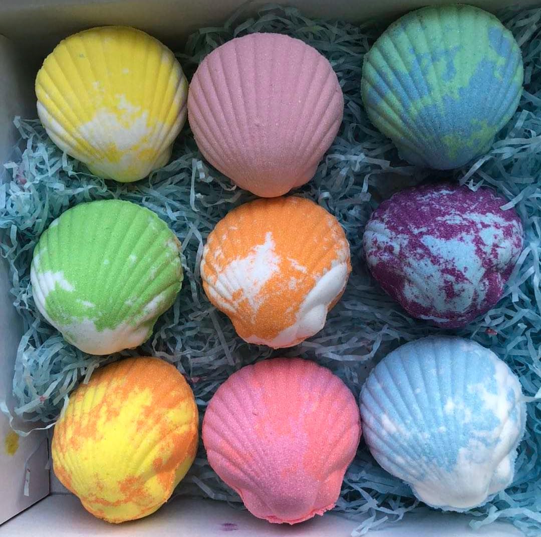 Bath Bombs for Kids with Surprise Inside, 9 Pack Mermaid Bath Bomb Gift Set for Girls, Natural Organic Bubble Bath with Shea Butter & Coconut Oil, Birthday Gift for Kids