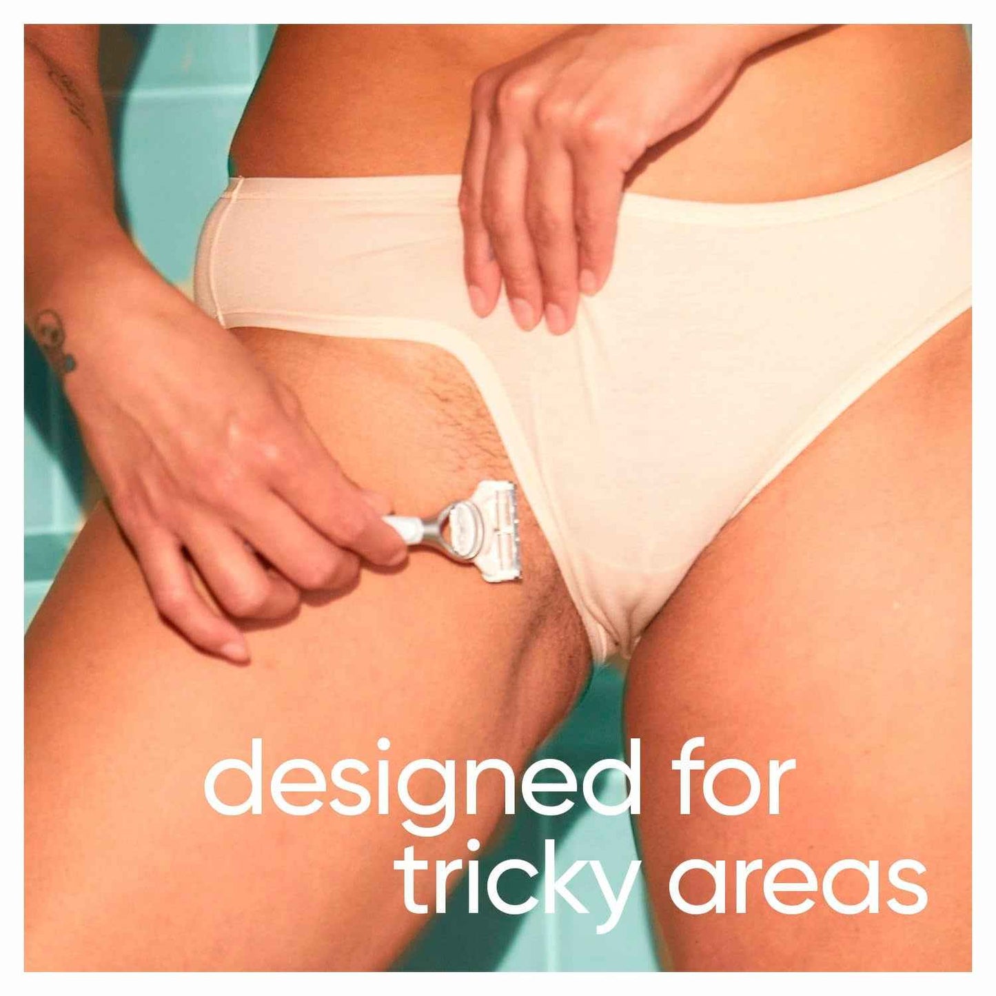 Gillette Venus for Pubic Hair and Skin, Bikini Razors for Women, Women's Razor Handle + 4 Blade Refills