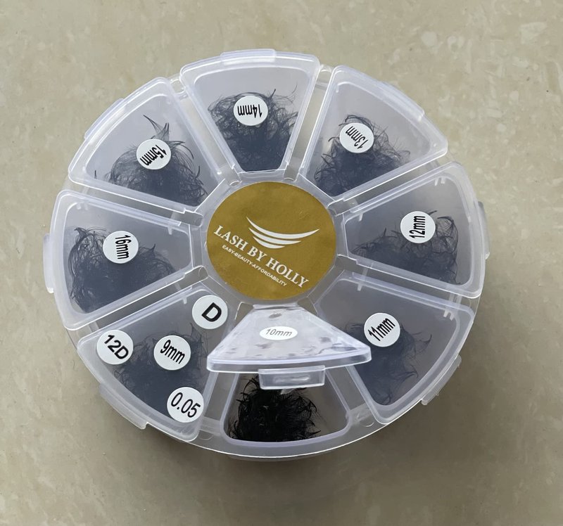 800 FANS LASH BY HOLLY PRE-MADE HAND MADE LASH FANS- MIX LENGTHS 9-15MM. (14D800FAN-D)