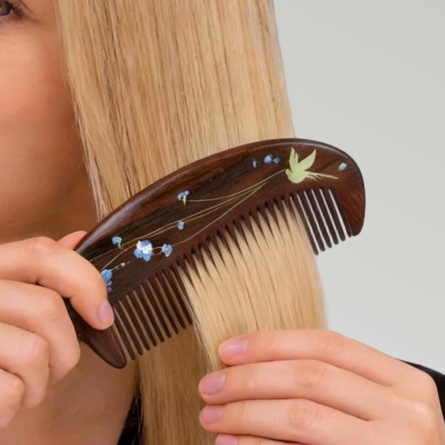 TAN MUJIANG Handmade Wooden Comb Raw Chacate Preto, Lacquer Art Craft, Compact Size 4.27×1.97 Inches