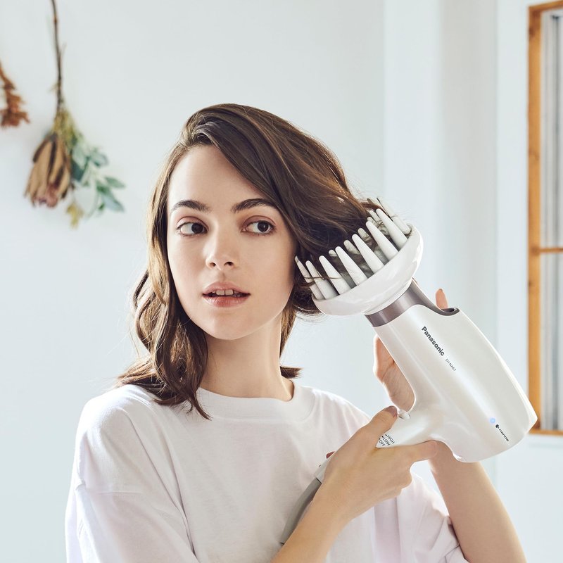 Panasonic Nanoe Salon Hair Dryer with Oscillating Quickdry Nozzle, Diffuser and Concentrator Attachments, 3 Speed Heat Settings for Easy Styling and Healthy Hair - EH-NA67-W (White) (Pack of 3)