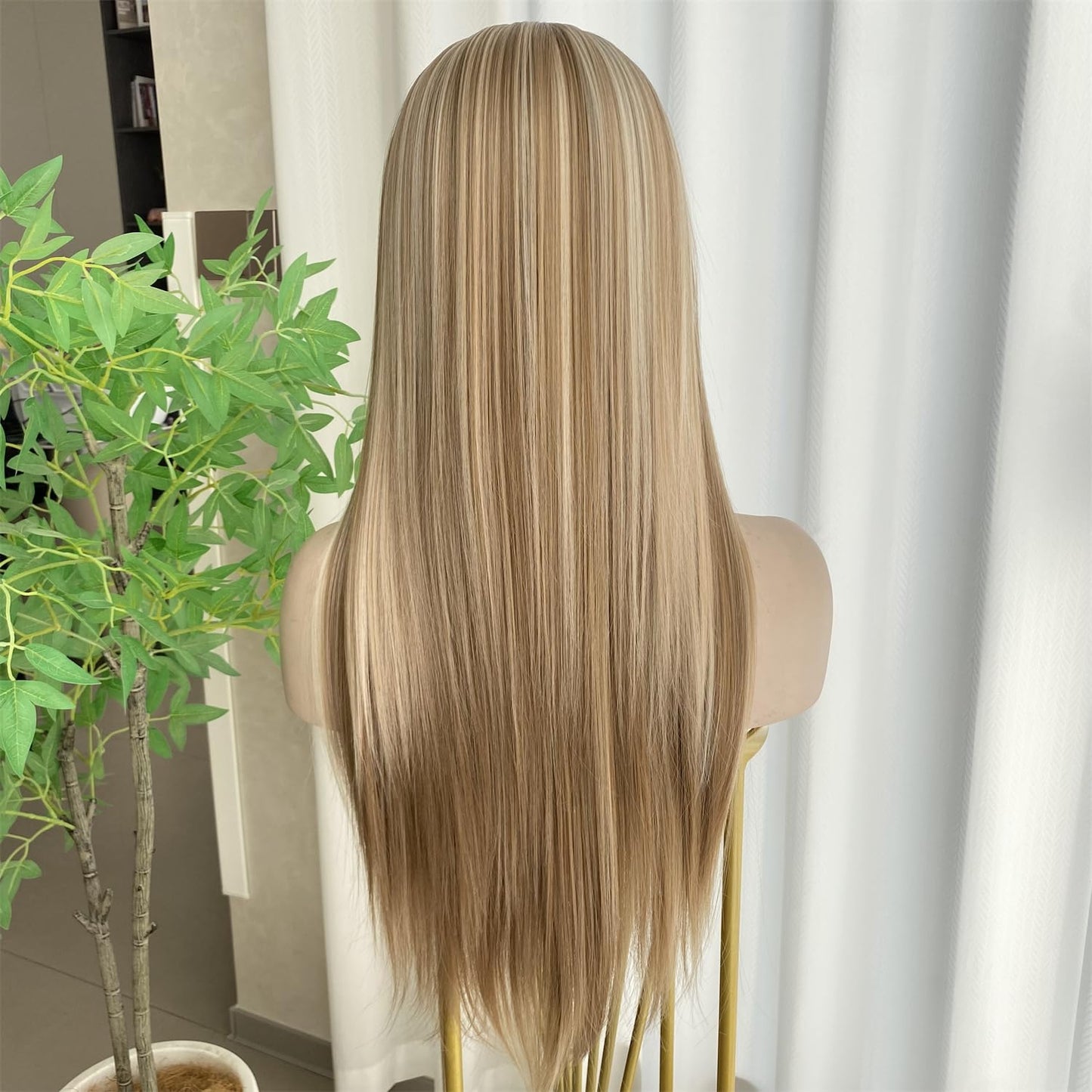 VASTCURY Light Honey Blonde Wigs Highlight Platinum Ombre Color 13x4 Synthetic Fiber Lace Front Wig Long Silky Straight 22Inch Pre Plucked Hairline for Women