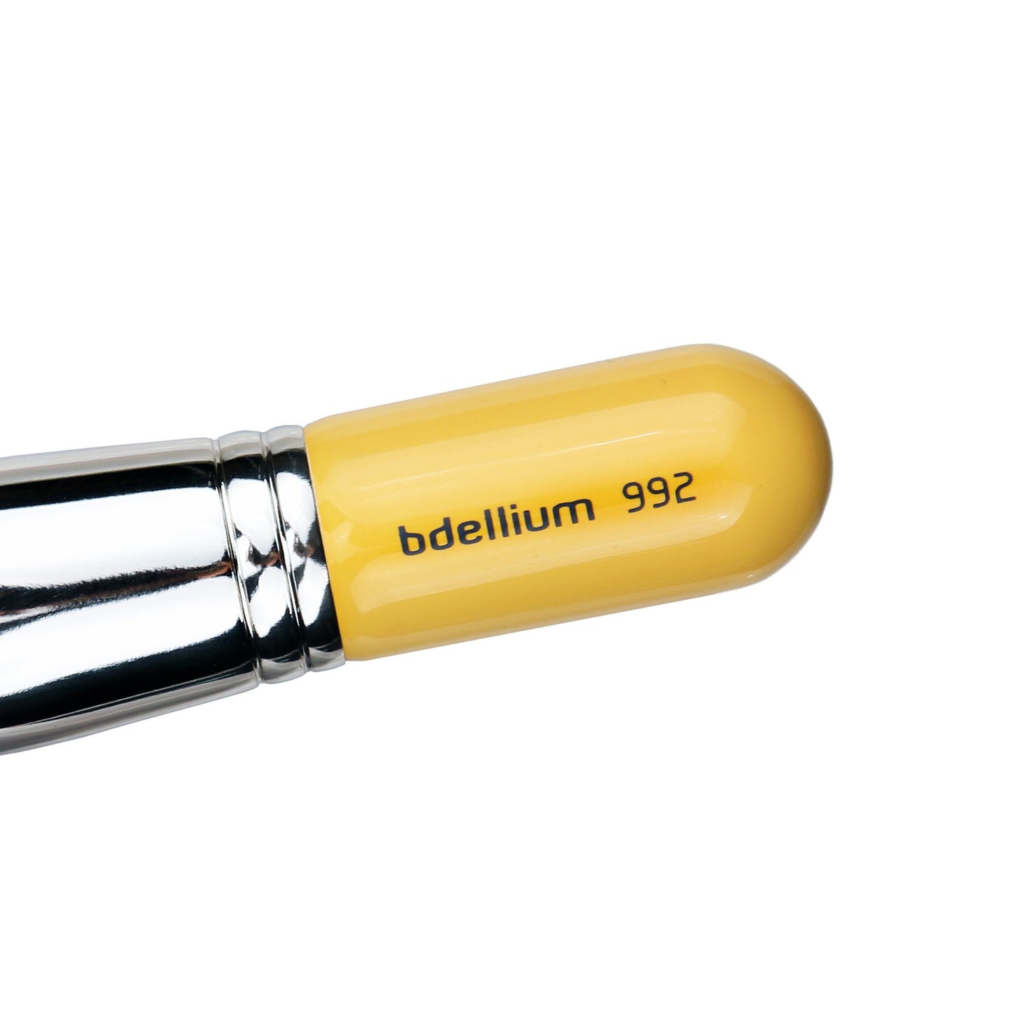 Bdellium Tools Professional Makeup Brush - Studio Series 992 Bronzer - With Soft Synthetic and Natural Mixed Fibers, For Even Application of Bronzer (Yellow, 1pc)