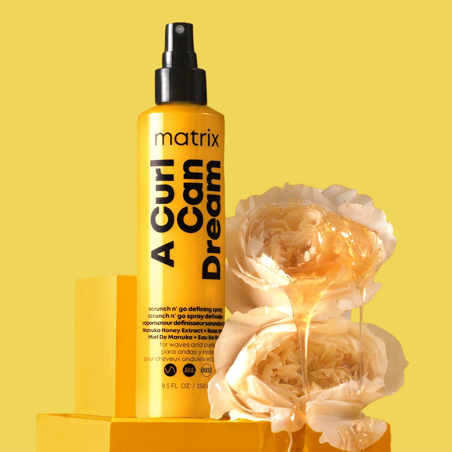 Matrix A Curl Can Dream Scrunch N' Go Defining Spray For Wavy and Curly Hair - Frizz Control and Heat Protection Hair Spray, With Manuka Honey Extract