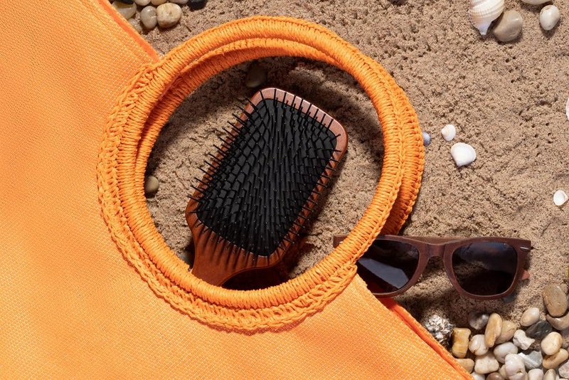 Acca Kappa Wood Paddle Brush - Pneumatic Design with Pom Pins | Travel Size
