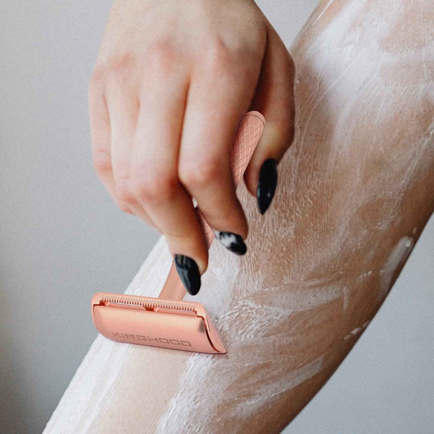 KINGHOOD Safety Razor for Men and Women - Double Edge Razor With 10 Reusable Blades (Rose Gold)