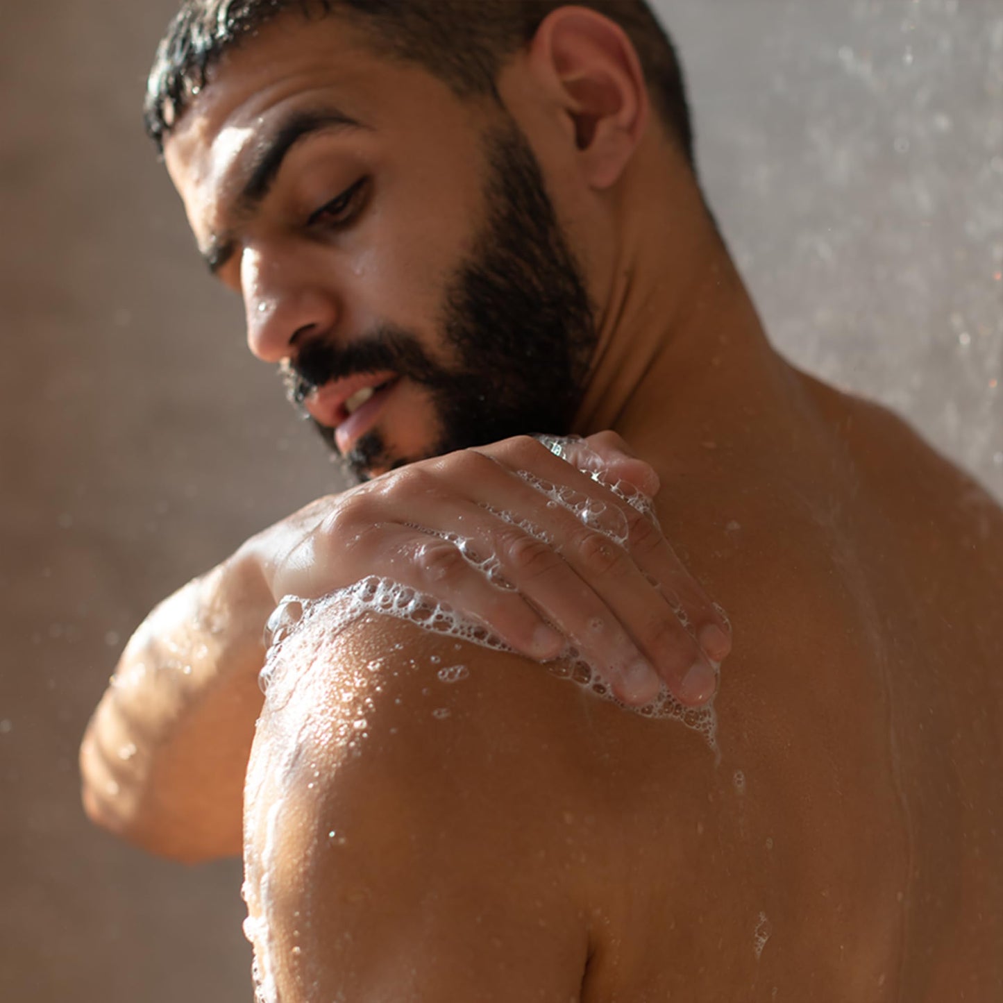 Billy Jealousy Devil's Delight Hydrating Body Wash for Men with Coconut Oil and Shea Butter, Cleanse, Smooth & Soften Skin, Black Pepper/Sandalwood Scent, 8 fl. oz.