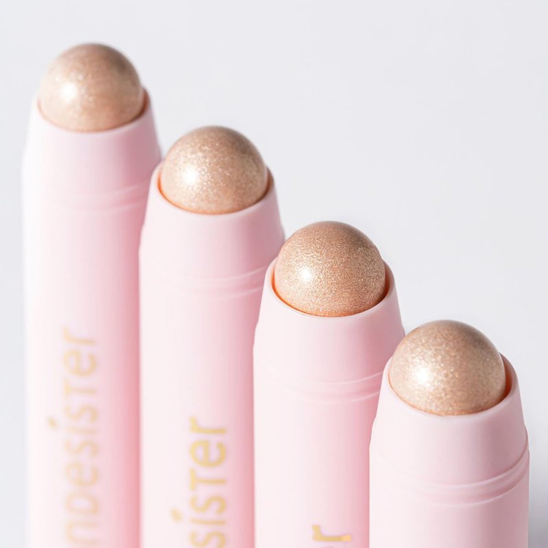 Blondesister Ready To Glow Highlighter - Highlighter Makeup and Eyeshadow - Creamy Texture Contour Makeup - Vegan - Crystal Mood - 0.1 oz
