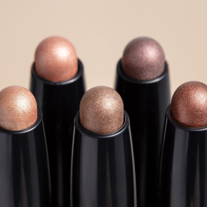 Lune+Aster Dawn to Dusk Cream Shimmer Eyeshadow Stick - Frosted Blush - Richly pigmented cream eyeshadow sticks deliver long-lasting color that defines and highlights eyes.