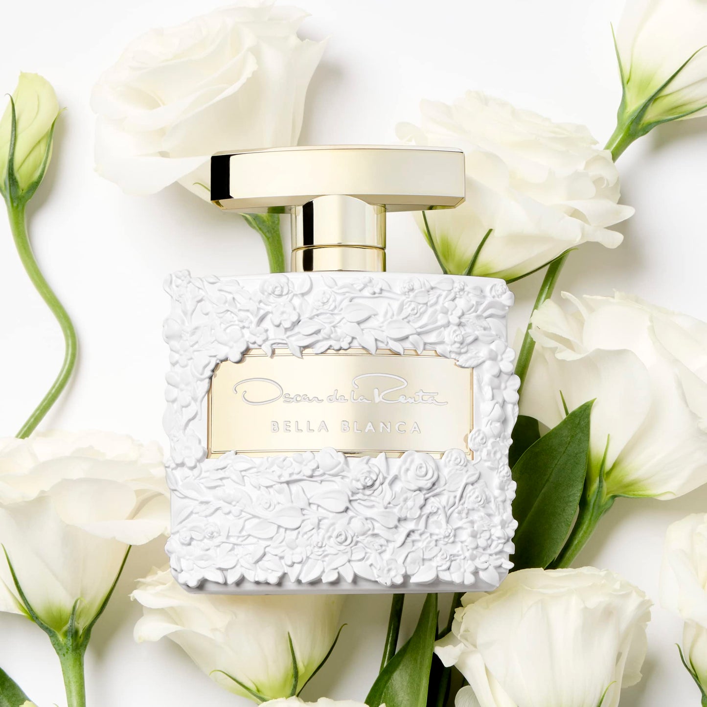 Oscar de la Renta Bella Blanca Eau de Parfum 3 Piece Gift Set for Women - 3.4 Fl. Oz., Travel Spray 0.5 Fl. Oz., and Body Lotion 3.4 Fl. Oz.