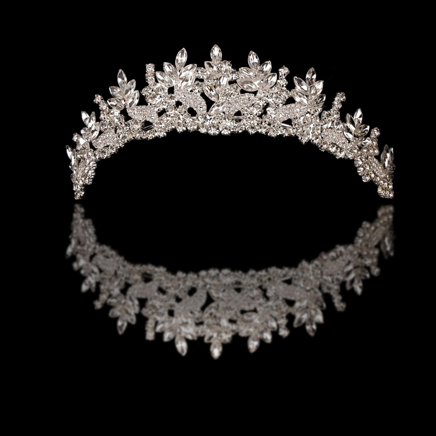LIMELIA Women's Tiara for Henna Wedding Party|Glitter Hair Accessories for Bridal Birthday Pageant Prom Halloween Costume Christmas Party, Princess Crown|Crystal Stone-Silver
