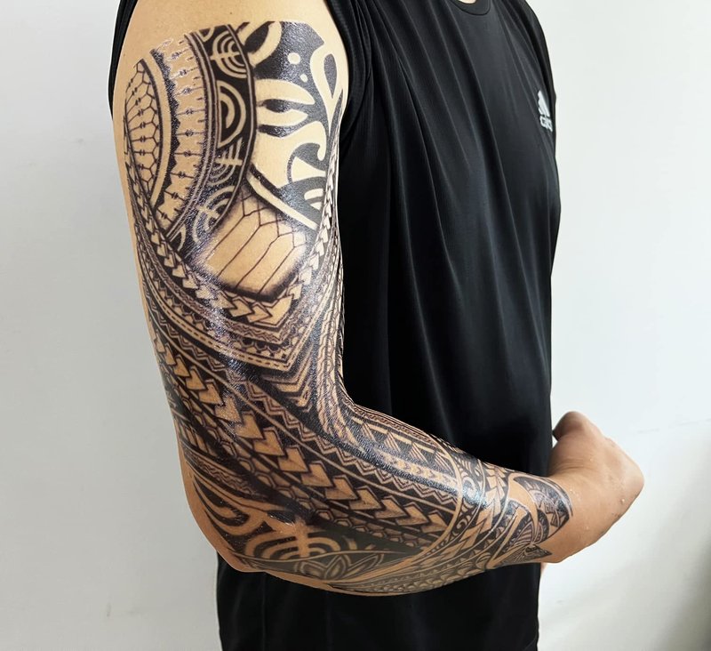 Kotbs 15 Sheets Tempoary Tattoo Sleeves for Men Women - 5 Full Arm Tattoo Sleeves & 10 Half Arm Tattoo Stickers- Realistic Temporary Tattoos for Halloween, Cosplay, and Parties
