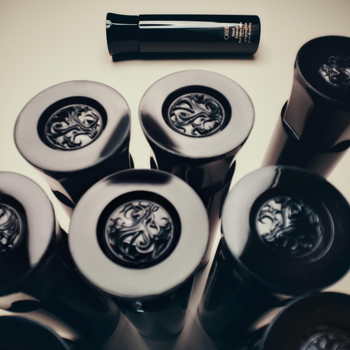 Oribe Royal Blowout Heat Styling Spray - Lightweight Formula for Smooth, Frizz-Free Hair