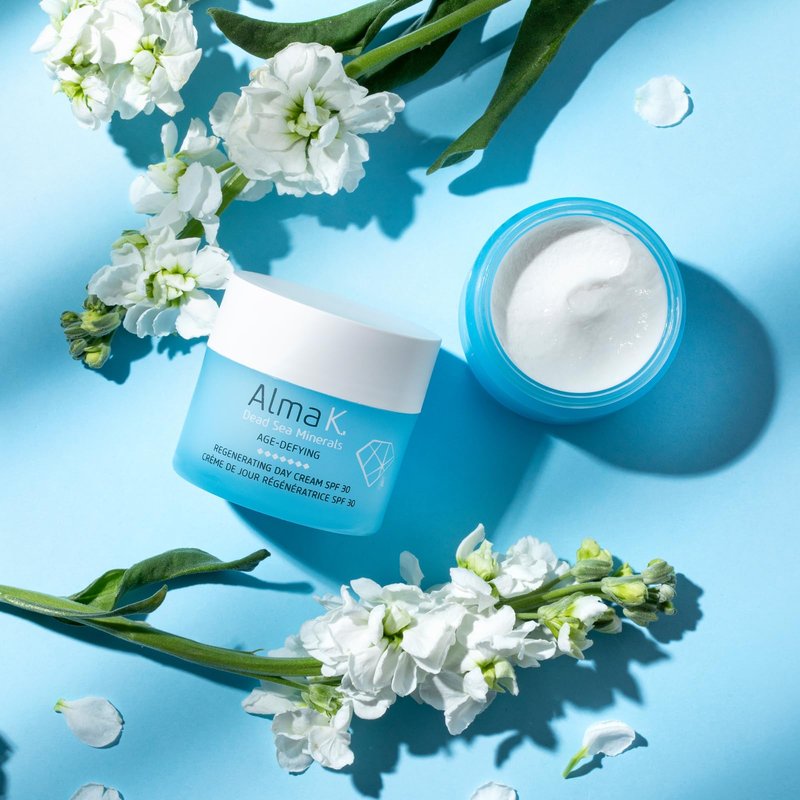 ALMA K Hydrating Day Cream - Day Face Cream for Normal to Dry Skin - Daily Face Moisturizer - Facial Moisturizer with Olive and Avocado Oils - 1.7 oz
