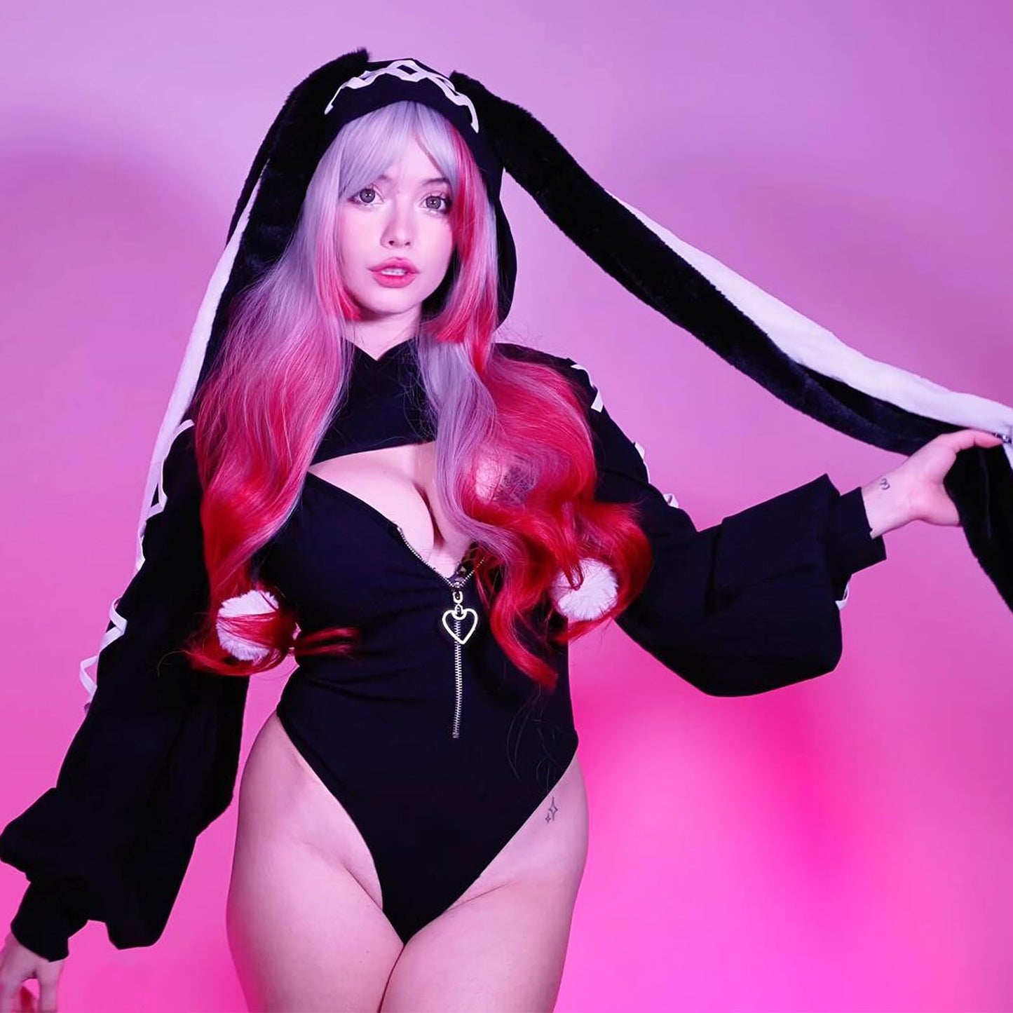 KORURACLUB gradient Wigs cosplay Wig pink and lolita wigs anime wig halloween Wigs for women (No accessories included) (Crimson Silver Glow)