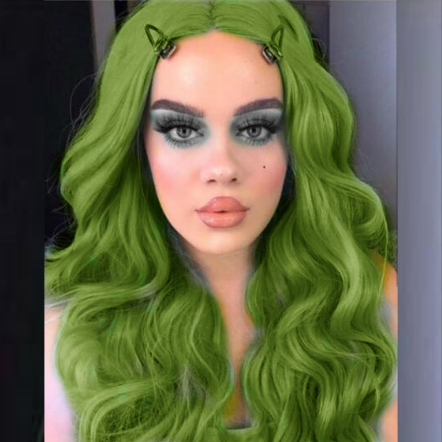 AFBeauty Green Lace Front Wig Body Wave Glueless Lace Wigs Olive Green Long Curly Wavy Pre Plucked Natural Wig Synthetic Heat Resistant Fiber Hair Colorful Wig for Women Daily 24 Inch