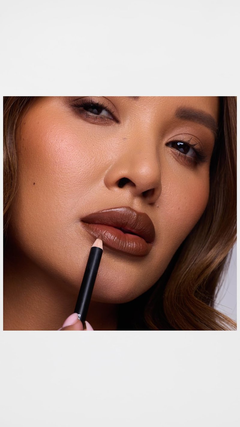 Forget The Filler Definer Liner - Kiss