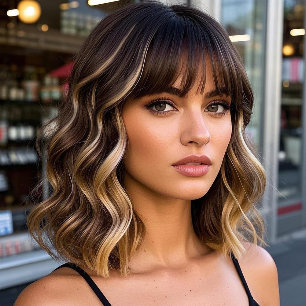 Veally Blonde Highlight Bob Wig with Bangs Short Brown with Blonde Wigs for Women Natural Looking Synthetic Heat Resistant Fiber Highlight Wig for Daily Party Use