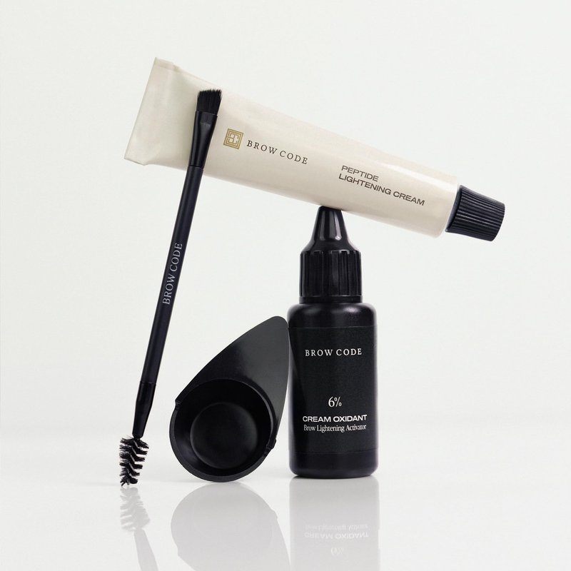 Brow Code At-Home Lightening Kit – 3-Shade Lift & Brow Strengthening