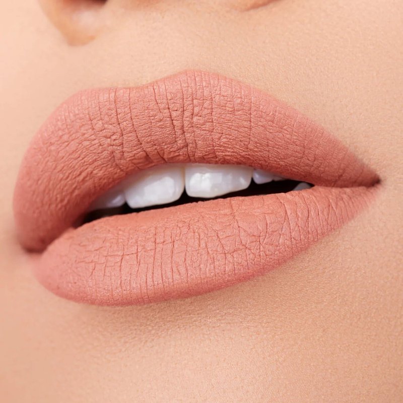 Araceli Beauty Lip Liner Pencil - Lip Liner for Precise Definition - Smooth, Creamy Texture, Vegan, Cruelty-Free Formula for All-Day Wear (Diablito)