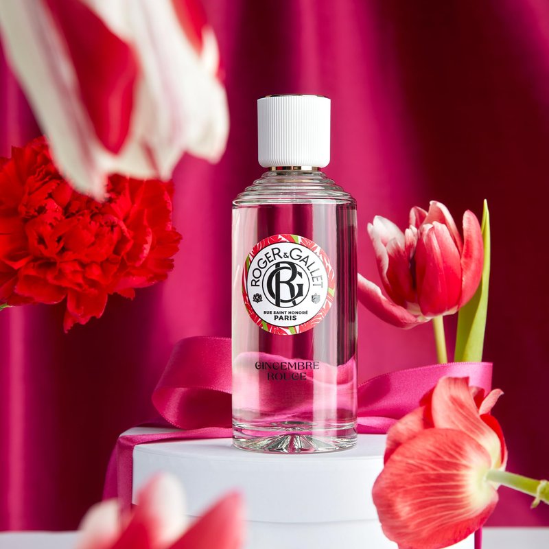 ROGER & GALLET Wellbeing Fragrant Water Spray – Light Eau Fraîche Body Mist with Natural Origin Ingredients, Refreshing Everyday Fragrance for Women (Gingembre Rouge | 3.3 Oz.)