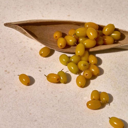 KAINE Vita Drop Serum Hydrating Serum with 73% Vitamin Tree Fruit Extract, 3% Niacinamide, and Triple Hyaluronic Acid for Moisture and Skin Balance, 1.01 fl.oz/30ml