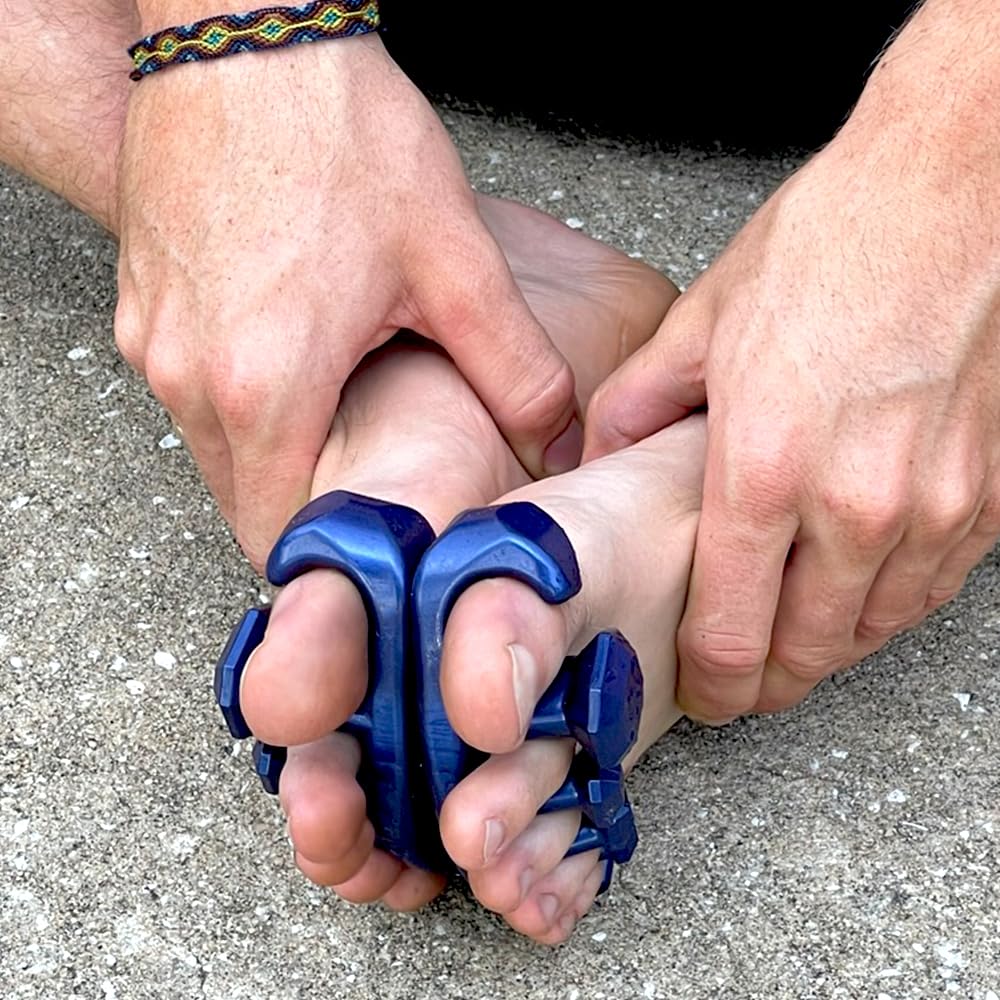 YogaToes® Gems® - Gel Toe Stretcher & Separator for Men | Fits Shoe Size 7+ in Metallic Blue - Relieves Foot Pain & Enhances Performance