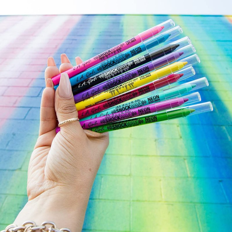 L.A. Girl Shockwave Eyeliner - Vivid Color GP739 for Bold Eye Makeup