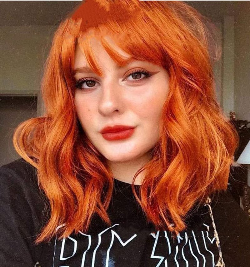 Greenmirr Short BOB Bright Orange Wavy Wigs with Bangs Heat Resistant Synthetic Hair 14in for Party Daily Wear