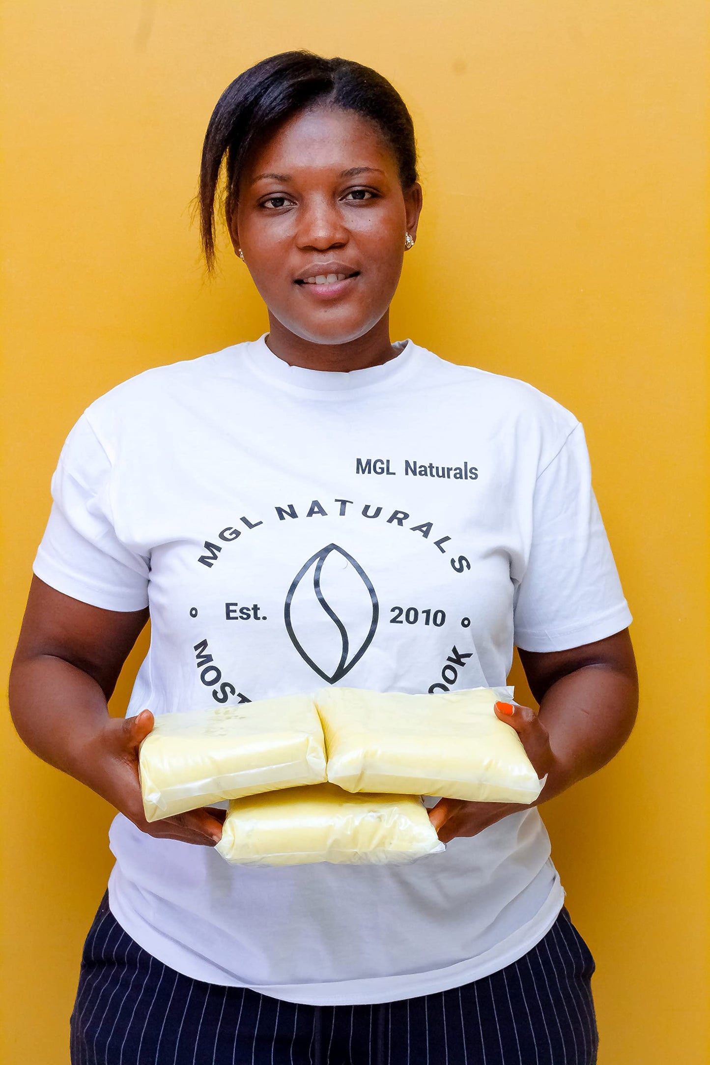 MGL Naturals Raw African Shea Butter Ivory 2.2 lb, 100% Pure, and Unrefined. Nourish and moisturize hair and skin. Use alone or DIY recipes. From Ghana, West Africa. (2.2 lb | 1 kg | 35.3 oz)