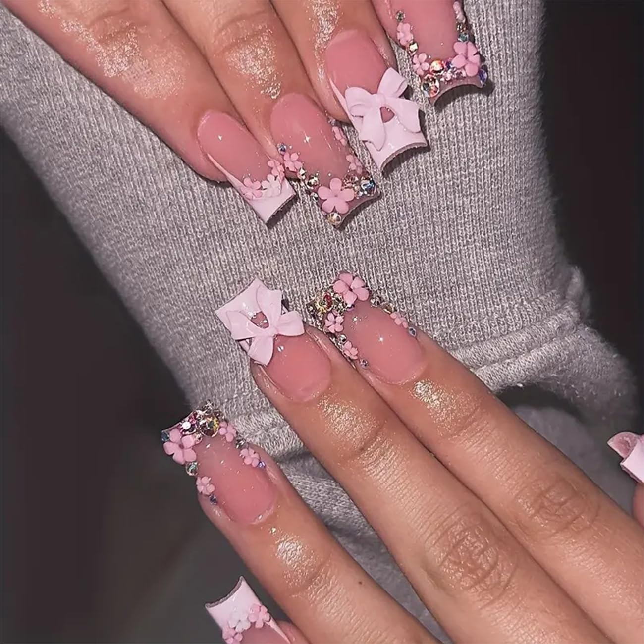 24pcs French Tip Press-On Nails - Short, Charms, Bow, Flower Design, Pink, Cute, Square Shape, Acrylic, Rhinestones