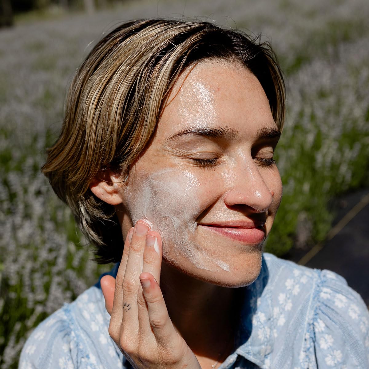 evanhealy Blue Lavender Cleansing Milk | Soothe & Calm Reactive Skin | Moisturizing Gentle Deep Clean For Sensitive Skin