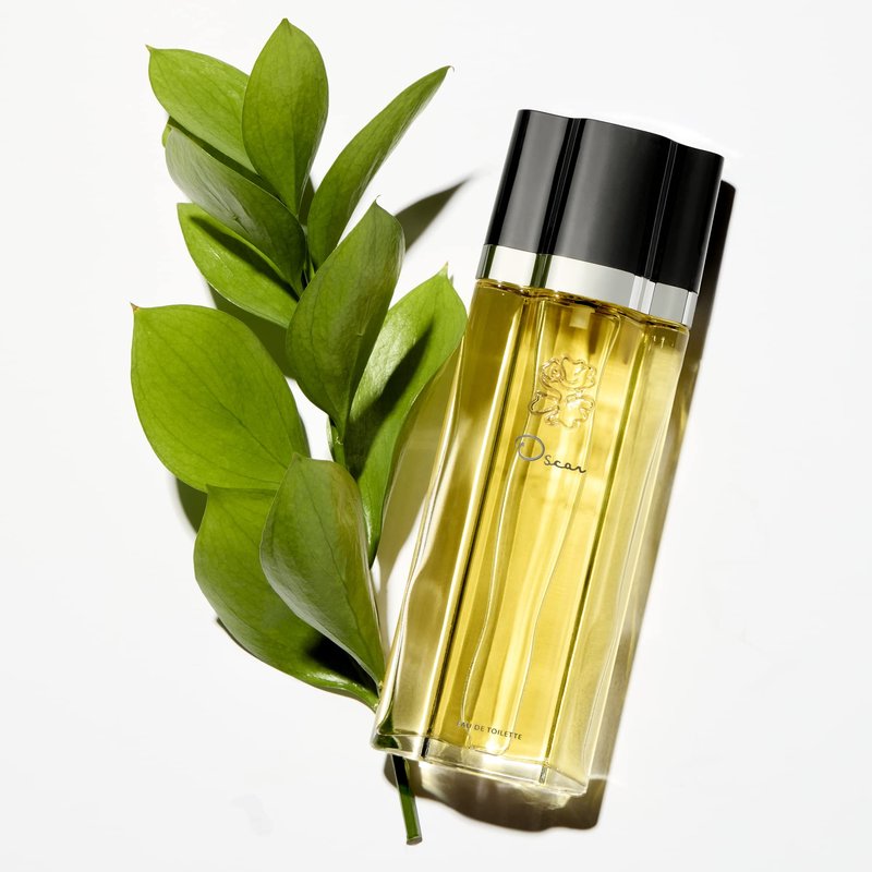 Oscar de la Renta Oscar Signature Eau de Toilette 3 Piece Gift Set for Women - 3.4 Fl. Oz., Travel Spray 0.5 Fl. Oz., and Body Lotion 3.4 Fl. Oz.