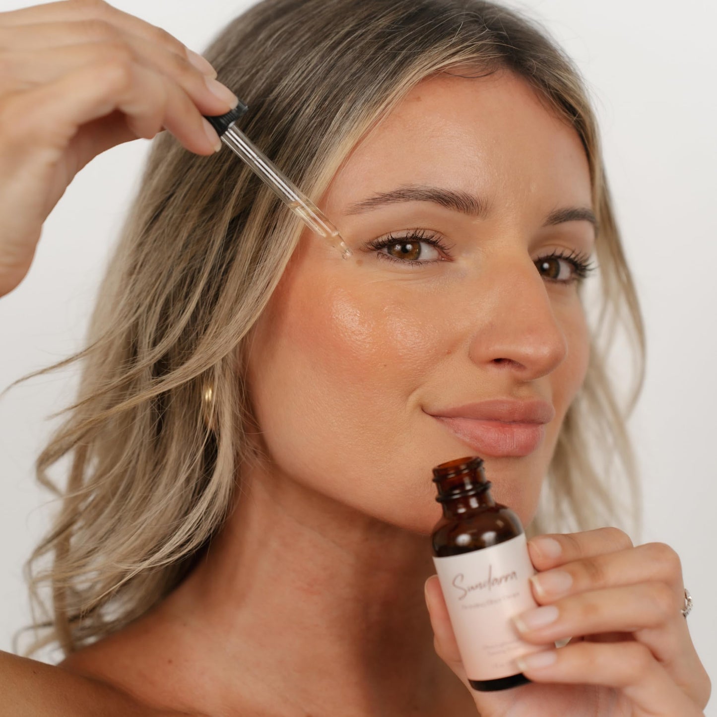 Sundarra Self Tanning Drops for Face & Body - Vegan, Fast-Drying, Travel Size 1oz