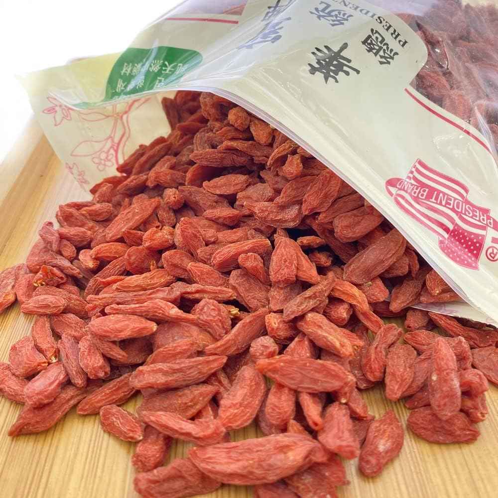 Sweet Post Chinese Wolfberry - Goji Berries | 100% Natural Sun-Dried Whole Fruit | Sulfate & Additive Free - Great Flavor for Drinks and Soup 特级红枸杞 12 OZ